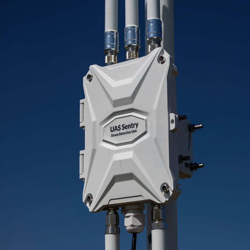 Closeup shot of a UAS Sentry Drone RID Detection Unit mounted on a pole 